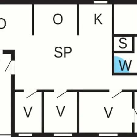 6 Person In Asnaes-by Traum *