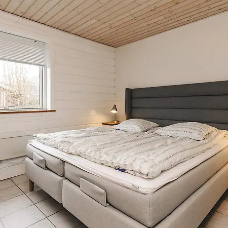 6 Person In Asnaes-by Traum * Asnæs