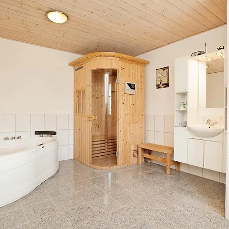 6 Person In Asnaes-by Traum Asnæs